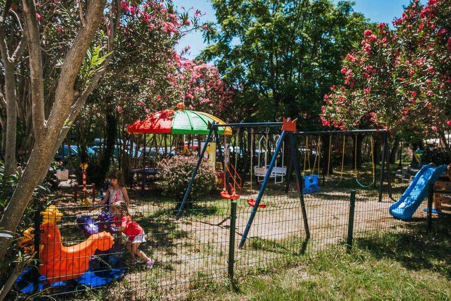 Dječija igraonica i otvoreno igralište  - image 11